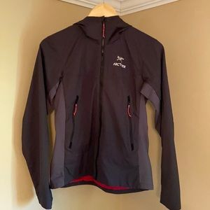 Arc’teryx Atom SL Hoody